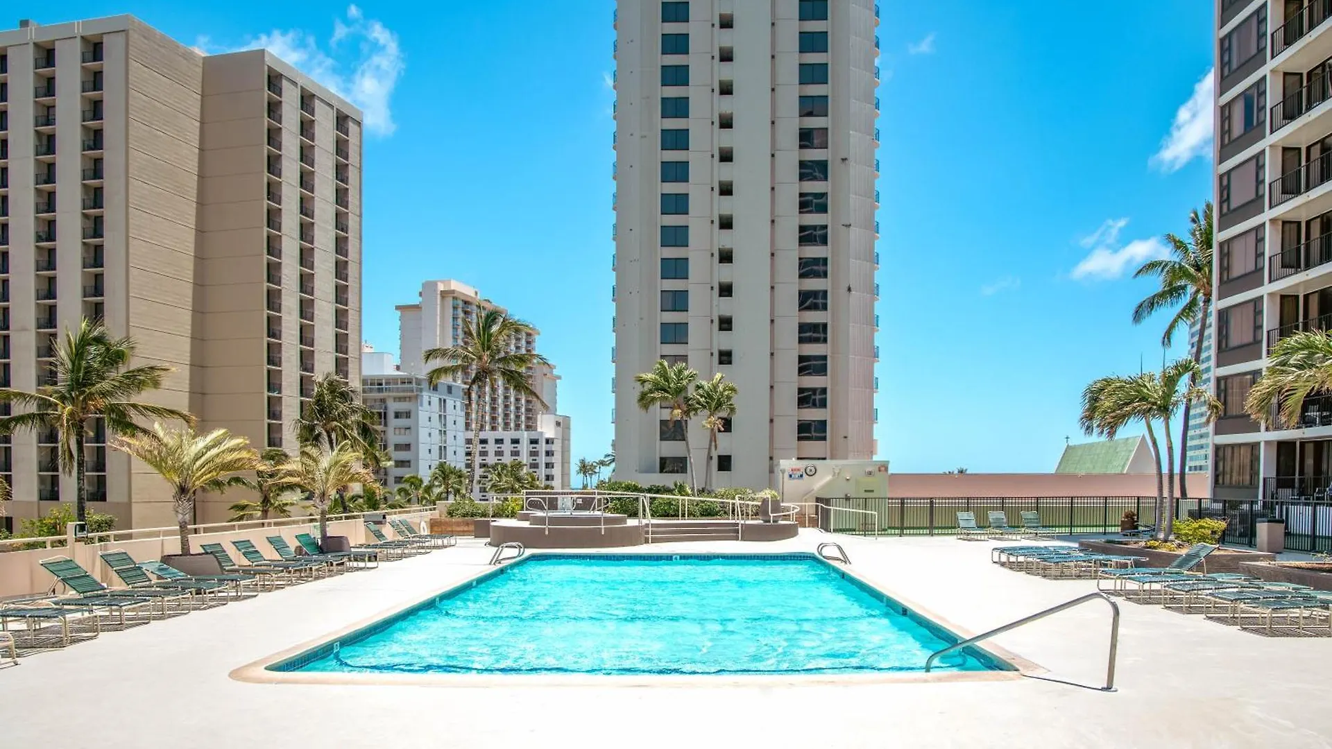 Daire City & Ocean Views 1Br, Steps From Waikiki Beach & Free Parking! Honolulu ABD